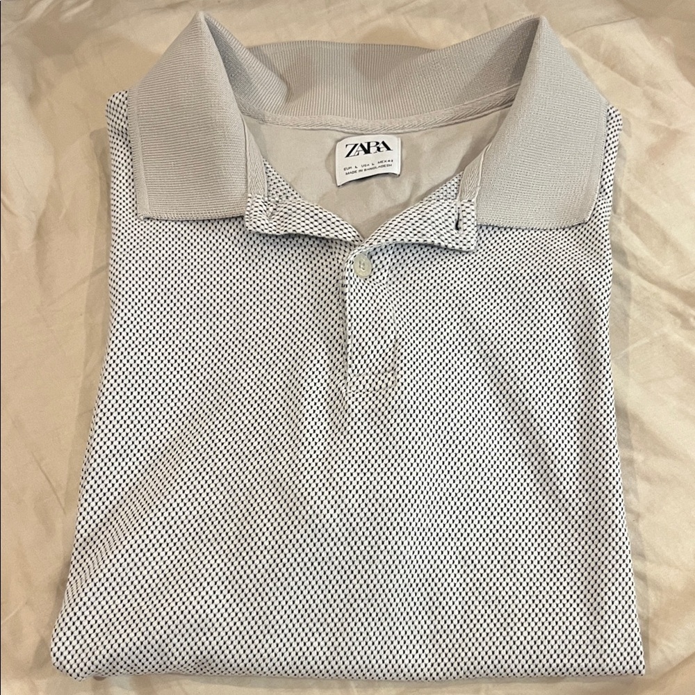 Zara Men's Black and White Patterned Polo Shirt
